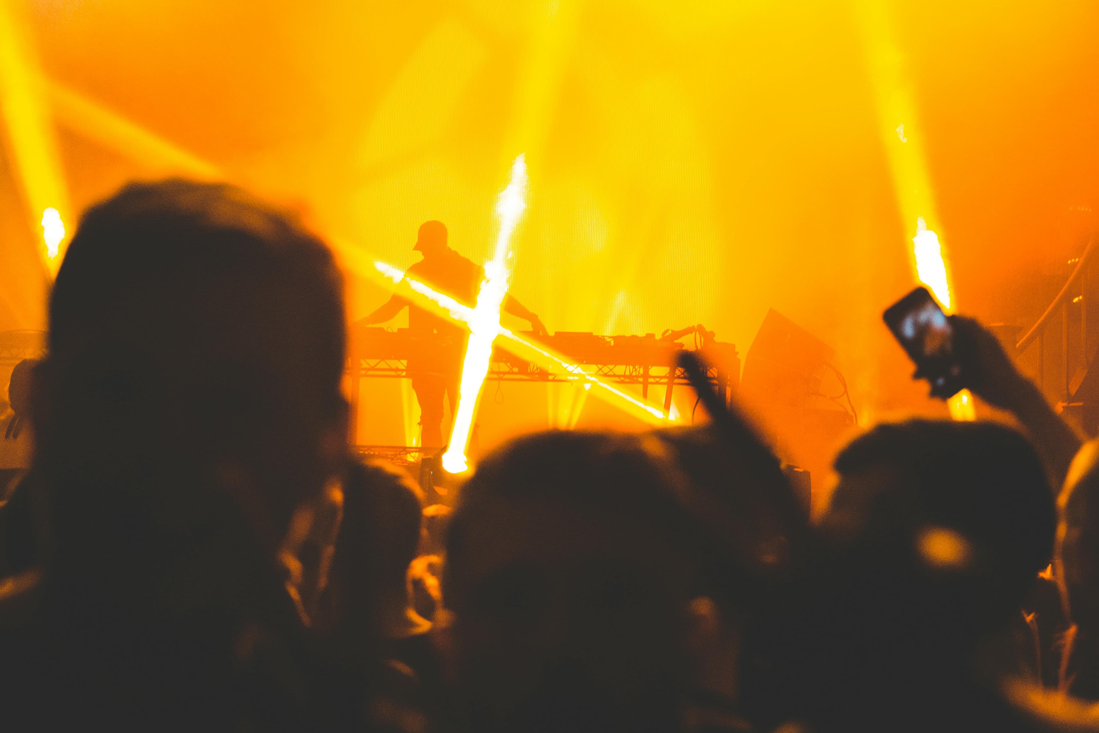 “Amapiano Nation: How Amapiano Hijacked Nigerian Nightlife